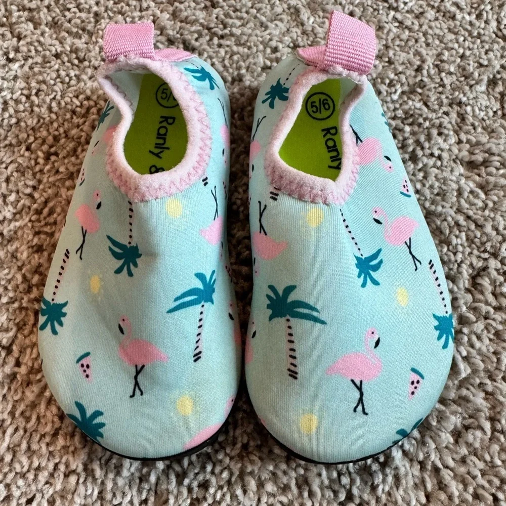 Girls slip on water shoes Pink & Blue Water Shoes with Flamingo Design size 5/6